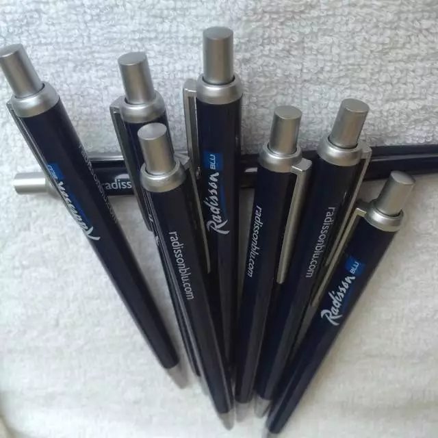 Click Plastic Ball pen for hotel promotion