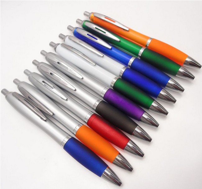 Plastic click version ball pen for promotional gifts