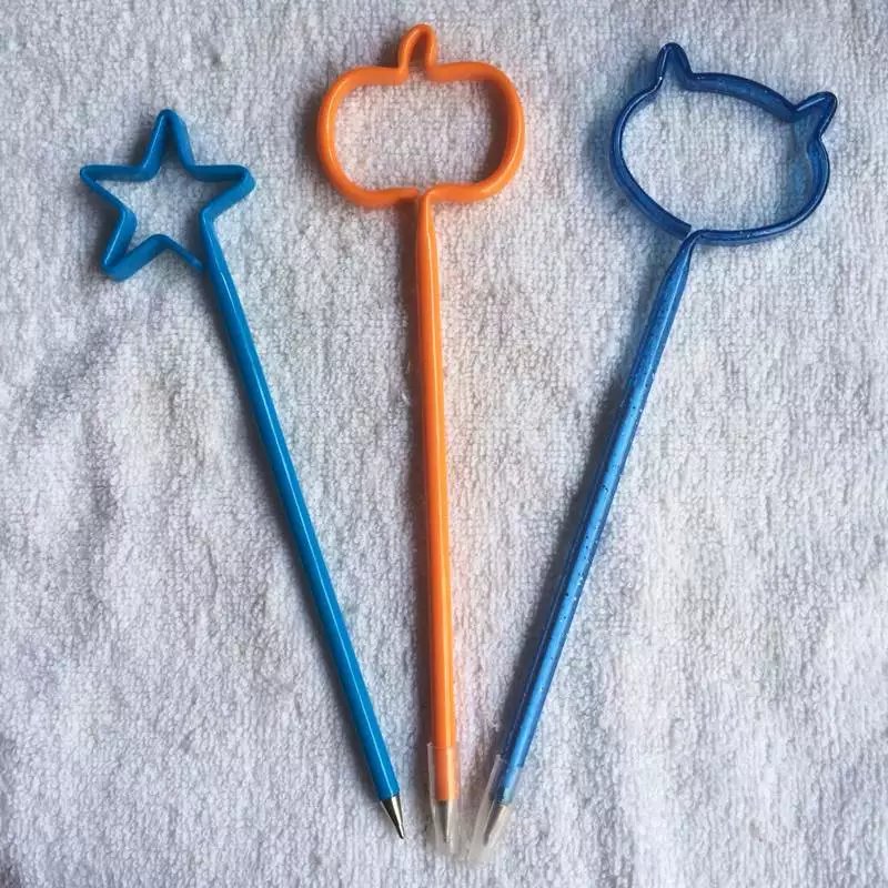 Slim plastic ball pens with special design for promotion